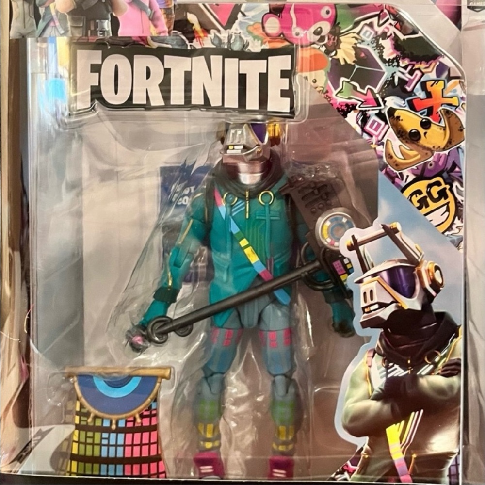 🆕- Fortnite Party Pack 5 Figures Bonus Virtual Items Included! Brand New in Box. - Picture 5 of 12
